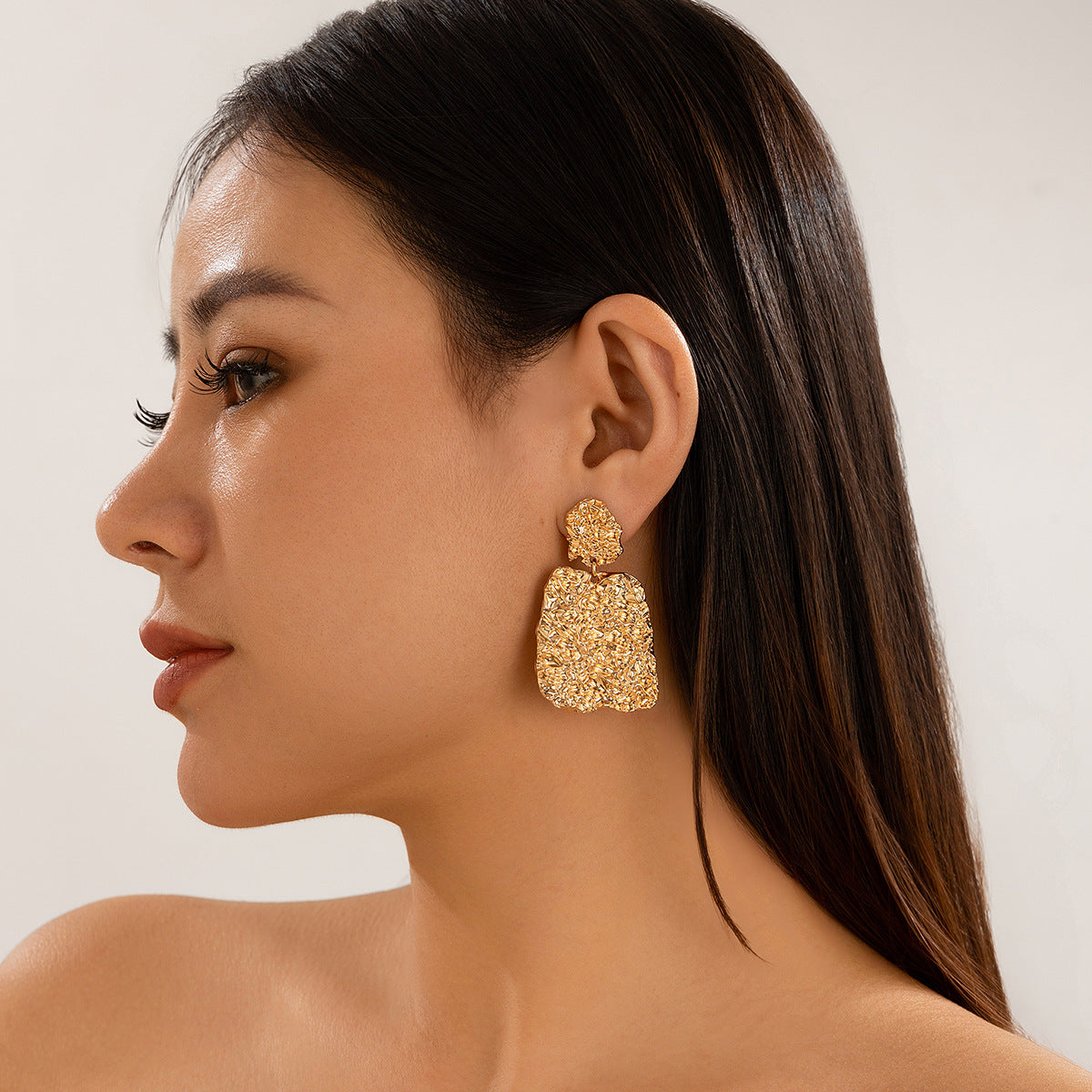 Irregular scallop earrings, female ins, exaggerated summer pleats, large circle earrings