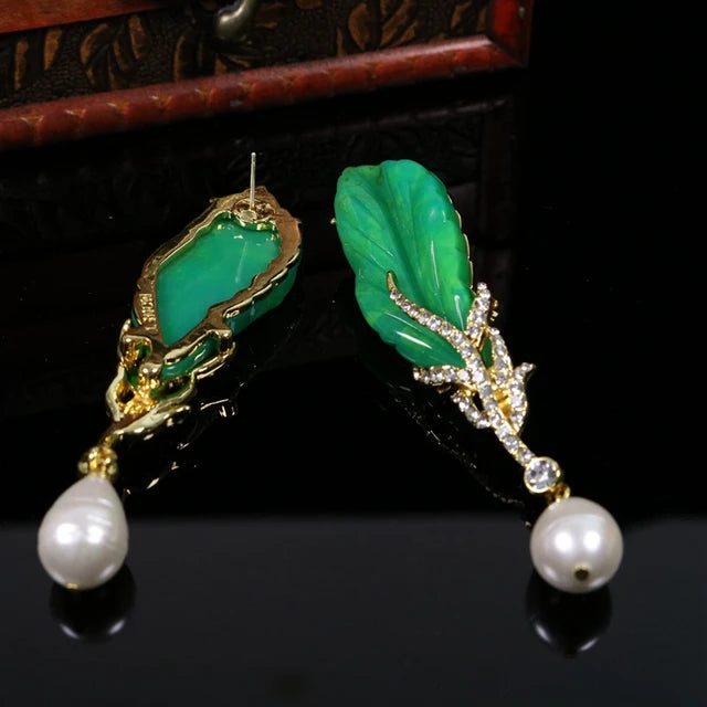 Green Leaves Long Pendant Baroque Style Earrings Pendant Accessories For Women