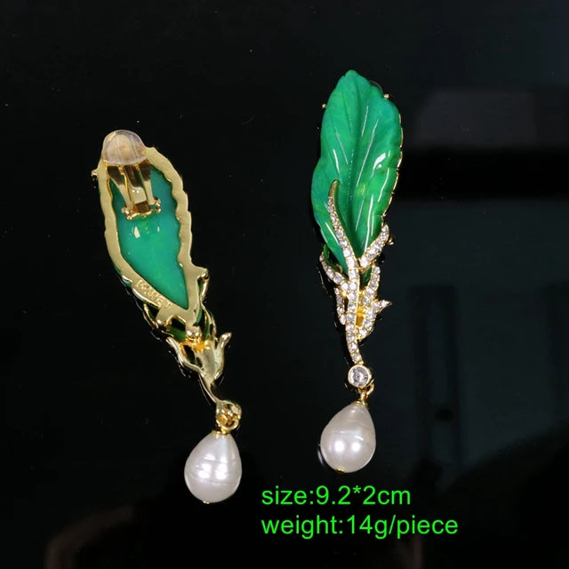 Green Leaves Long Pendant Baroque Style Earrings Pendant Accessories For Women